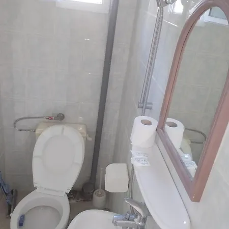 Casa de hóspedes къща здравец - с осигурено паркомясто 3*