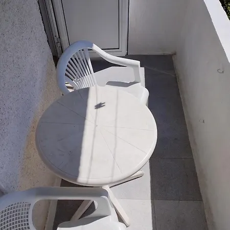 къща здравец - с осигурено паркомясто Casa de hóspedes