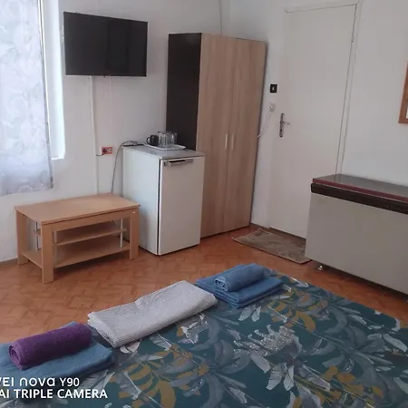 къща здравец - с осигурено паркомясто Casa de hóspedes 3*