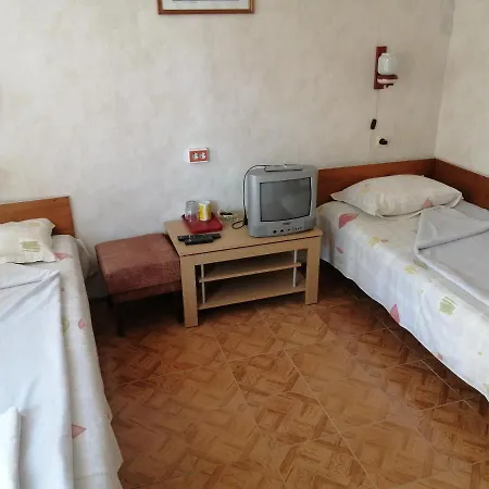 Guest house Къща Здравец - Приморско Primorsko