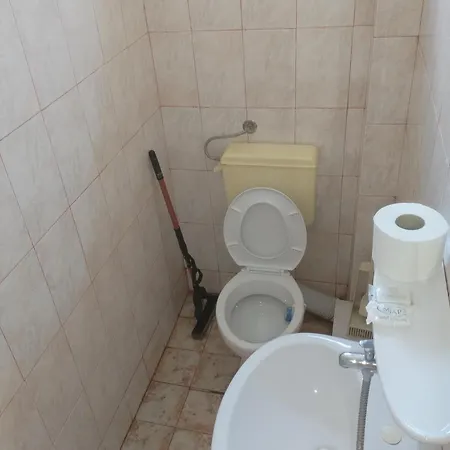 къща здравец - с осигурено паркомясто プリモルスコ